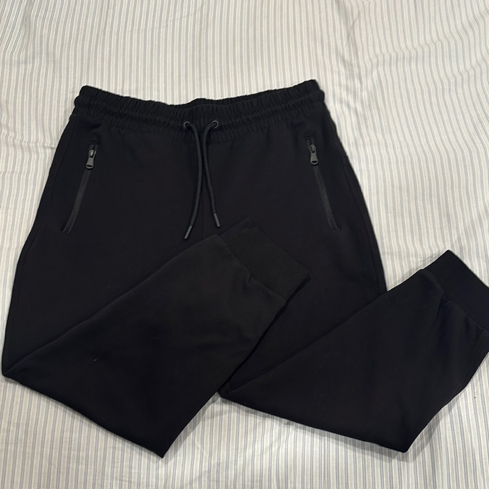 Old Navy Men's Black Joggers with Zippered Pockets